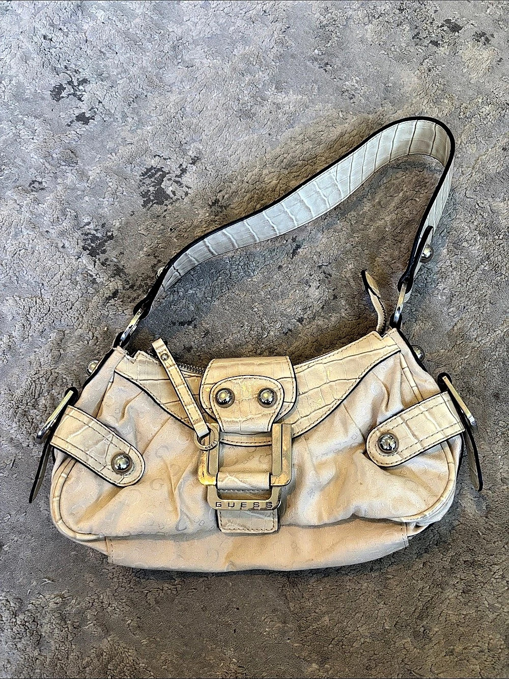 Y2K RARE GUESS Shoulder Bag in Beige